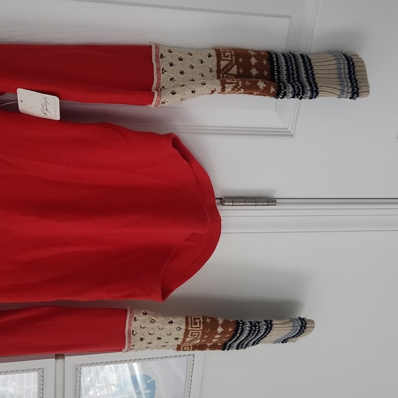 Free People - Cozy Craft Cuff Thermal Top, Red Combo, Size XS, NWT - Picture 4 of 10